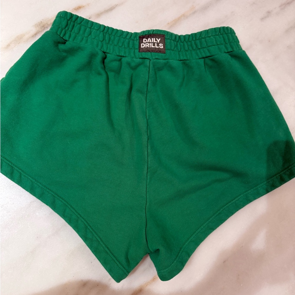 Daily Drills Super Shorts xs/small in kelly green